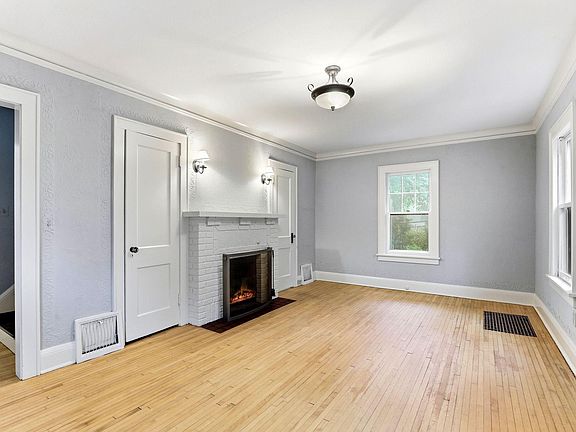 4th image of 346 E 50th St