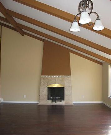 5th image of 12440 Damasco Ct