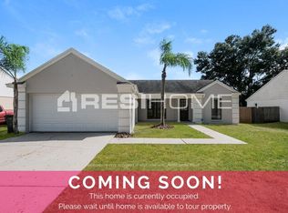 834 Sunridge Point Dr, Seffner, FL 33584