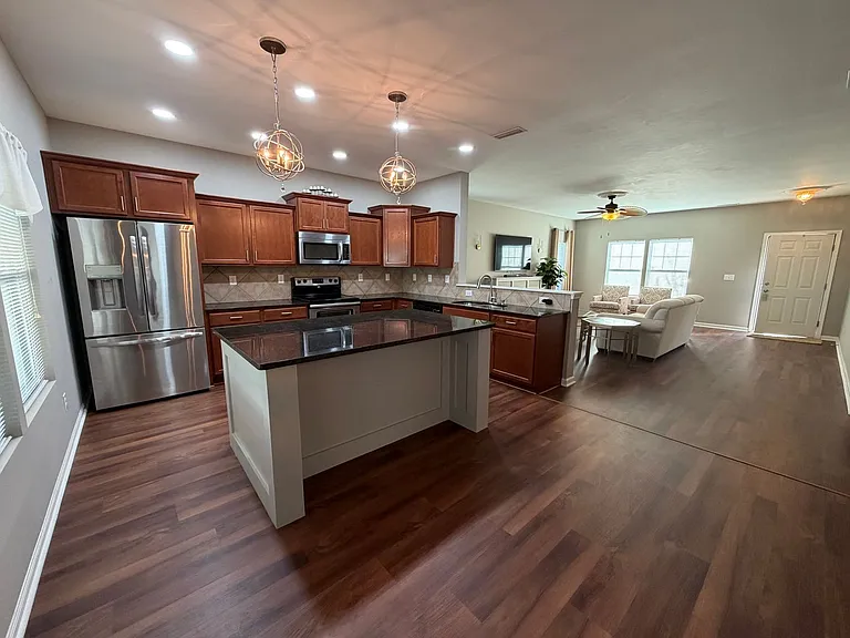 6079 Shamrock Green Dr — Photo 6