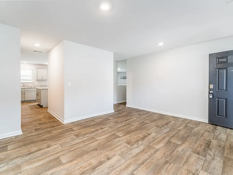 1243 Aurora Glen Dr — Photo 22