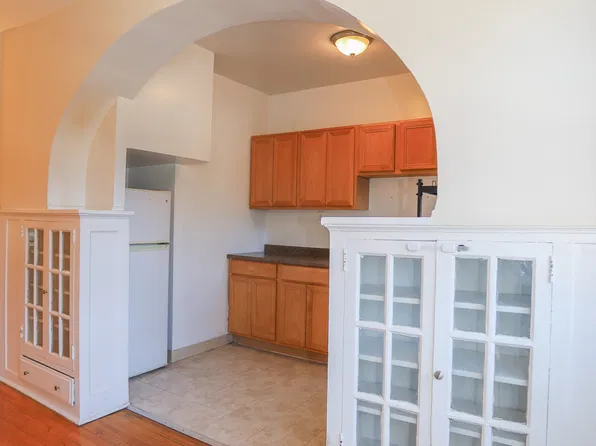 1629 W Lunt Ave APT 3B, Chicago, IL 60626