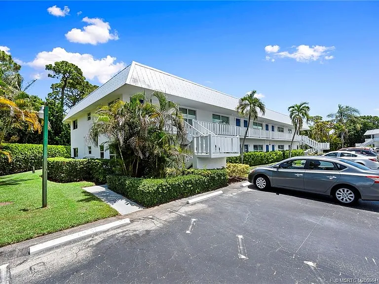 2929 SE Ocean Blvd #F10 — Photo 17