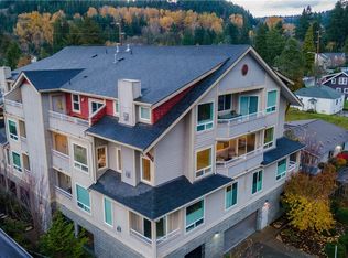 275 E Sunset Way UNIT 2B, Issaquah, WA 98027