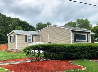 640 Ledge Rd, Seekonk, MA 02771