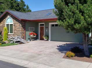 1630 38th Loop, Florence, OR 97439