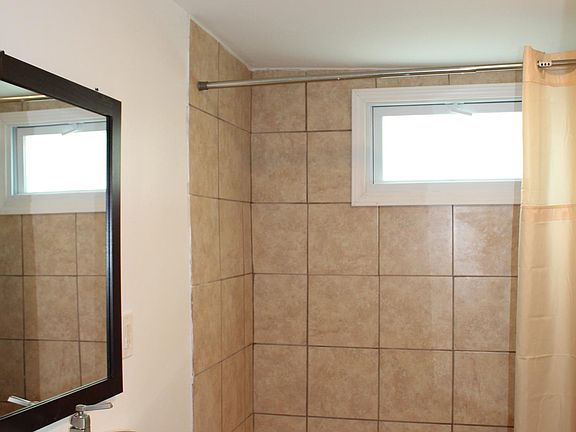 2nd image of 4955 Kershaw St