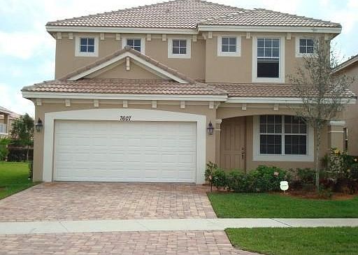 1st image of 7607 SE Heritage Blvd