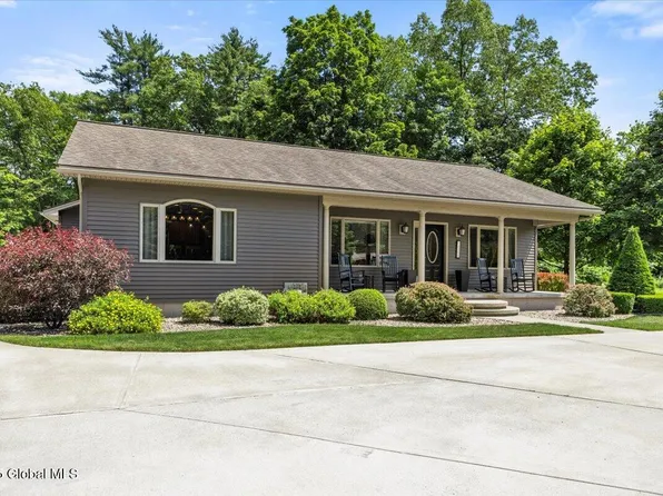 1300 Burgoyne Avenue, Hudson Falls, NY 12839