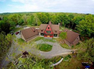 5 Mims Path, Poughkeepsie, NY 12603