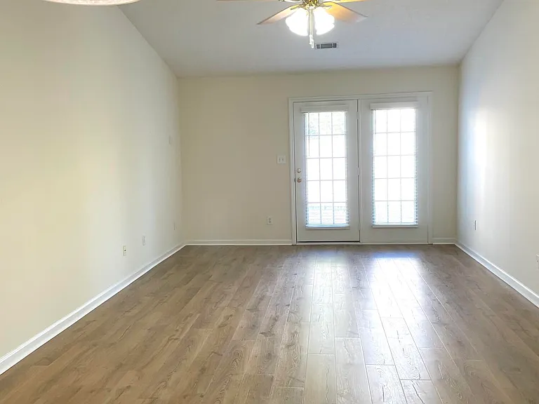 1030 Old Marks Dr — Photo 2