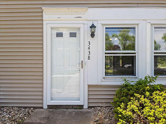 3rd image of 3438 N Sandia Dr #134