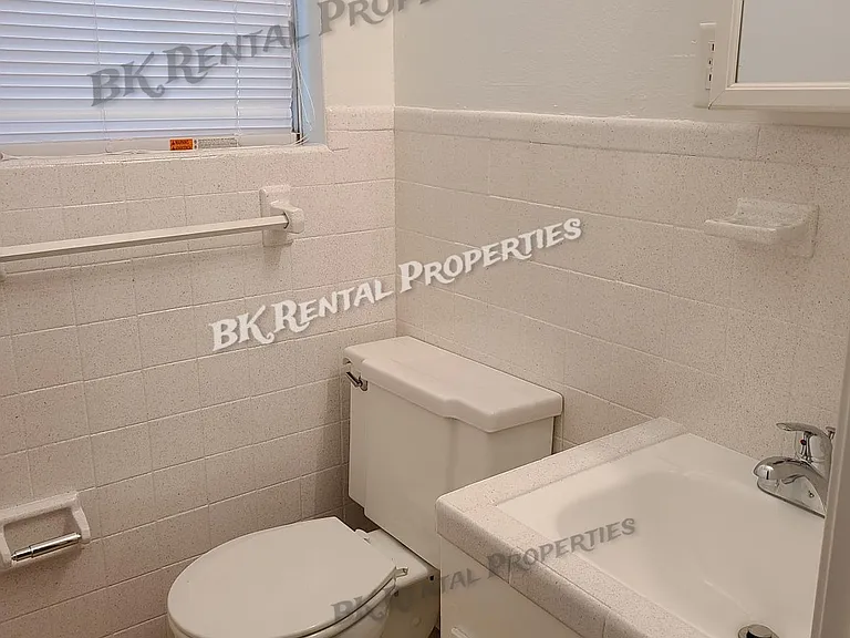 1108 N 3rd St — Photo 14