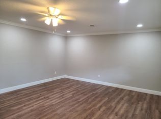 9487 E Brown Rd, Lowell, AR 72745