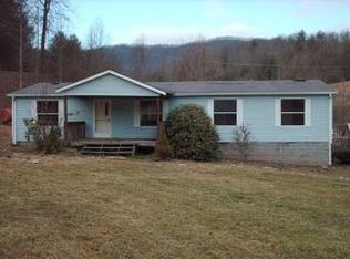 663 Browns Branch Rd, Hampton, TN 37658