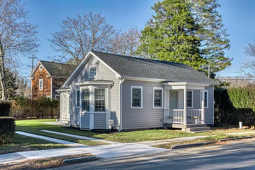130 Village Ln Photo 1