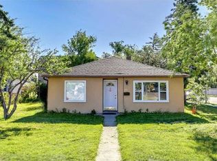 102 W 18th St NW, Calgary, AB T2N 2G3