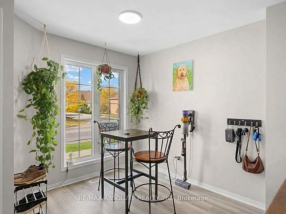 5th image of 908 Longfields Dr
