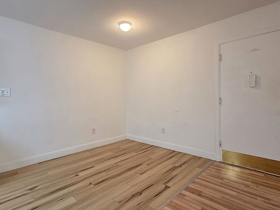 5th image of 1700 SW 16th Ct APT B24