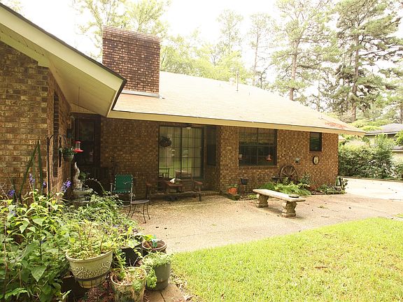 5th image of 1920 N Calion Rd