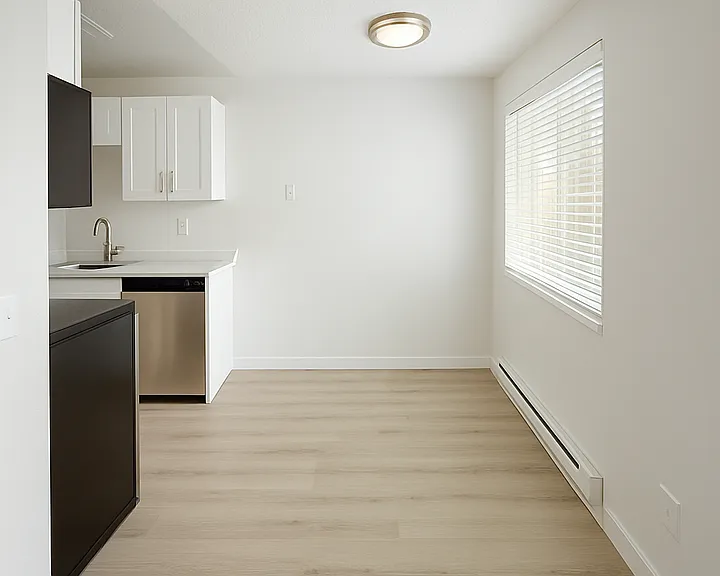 Meadowbrook Apartments — Photo 10