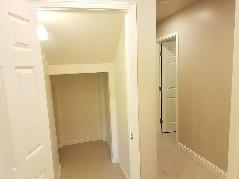 935 Kaipii St — Photo 12