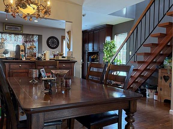 5th image of 8 Villa Nova St