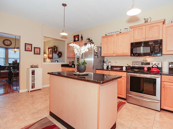 2nd image of 2068 Nicklaus Dr