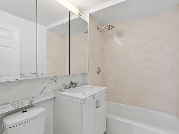5th image of 205 E 85th St #5B
