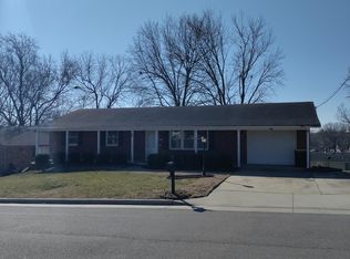 800 Krohn St, Boonville, MO 65233