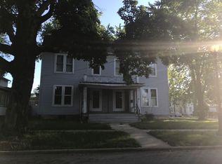 353 Spruce St, Aurora, IL 60506