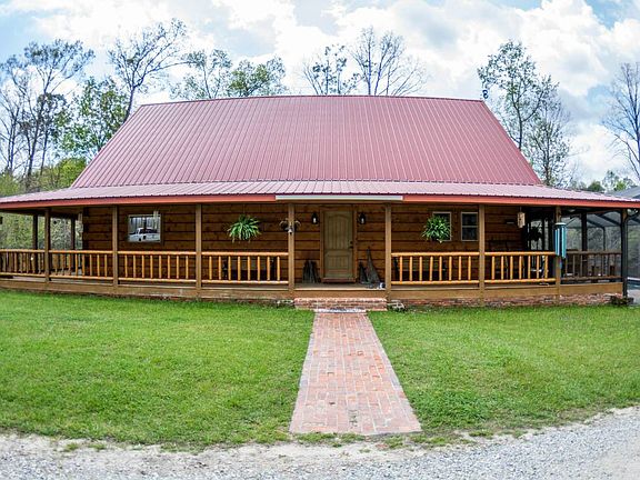 Rear driveway entrance