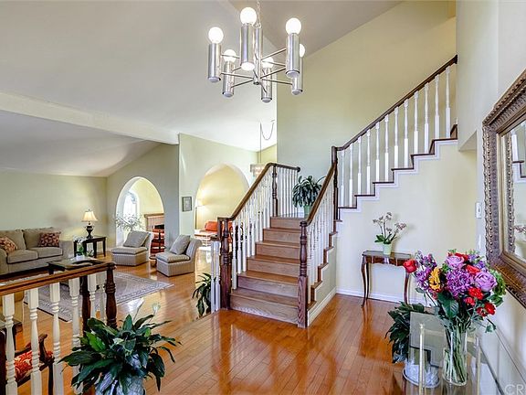 5th image of 20130 Winnetka Ct