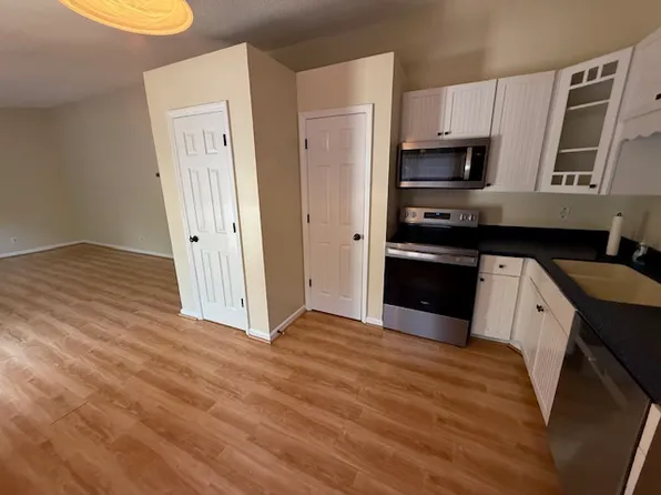 146 Hanks St APT 1-3, Pittsboro, NC 27312