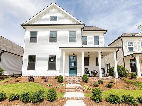 Hickory Floor plan photos are representative of home to be built. Exterior elevation will vary.