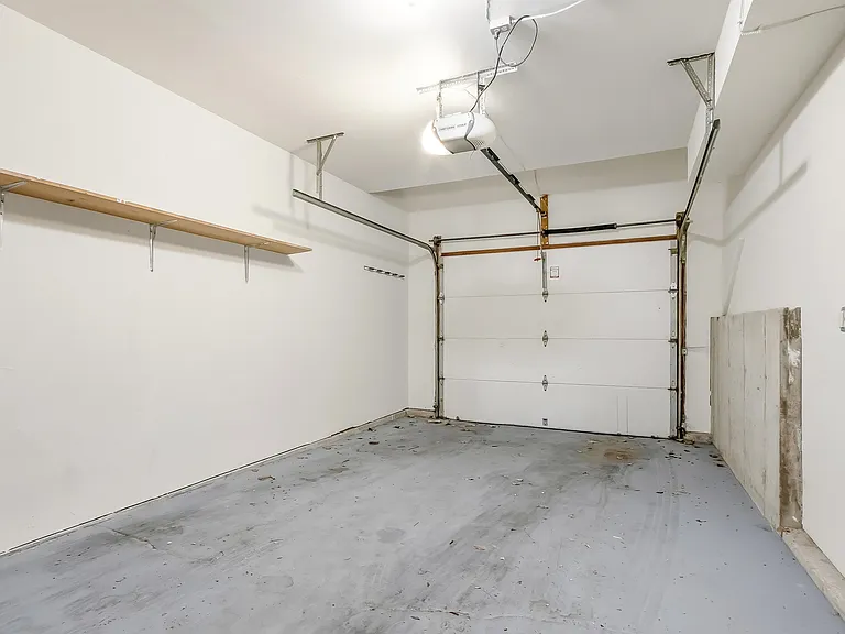 1302 N Gammon Rd — Photo 16
