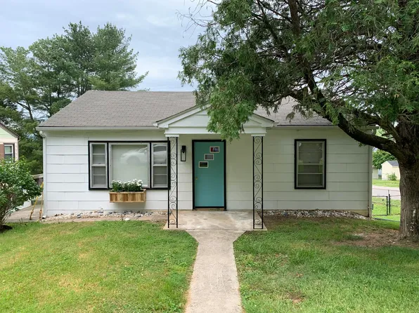 1677 Hawthorne Ave, Buena Vista, VA 24416