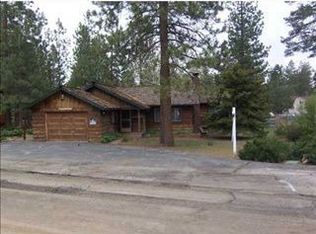 237 Eureka Dr, Big Bear Lake, CA 92315