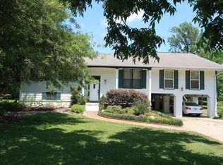 1506 Bates St, Pascagoula, MS 39581