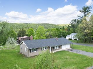 3 Bayberry Ln, Westfield, MA 01085