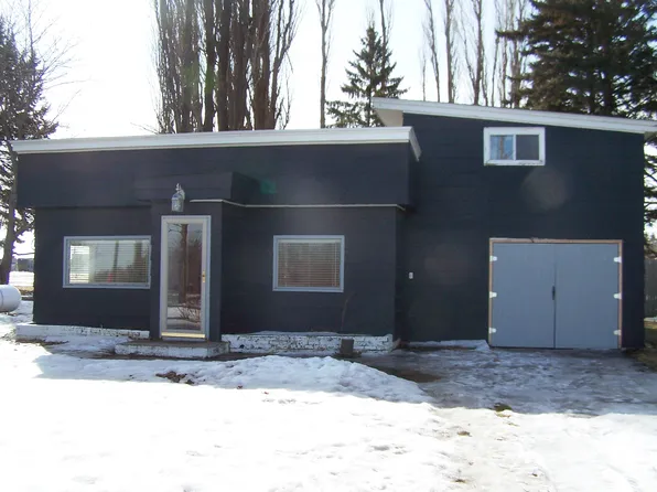 513 Oak Ave, Hatton, ND 58240