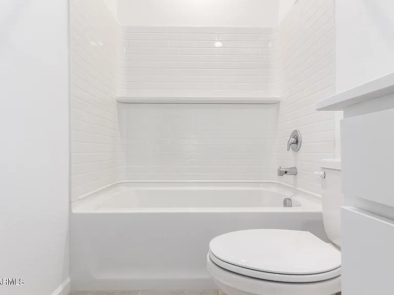 4522 S 127th Dr — Photo 22