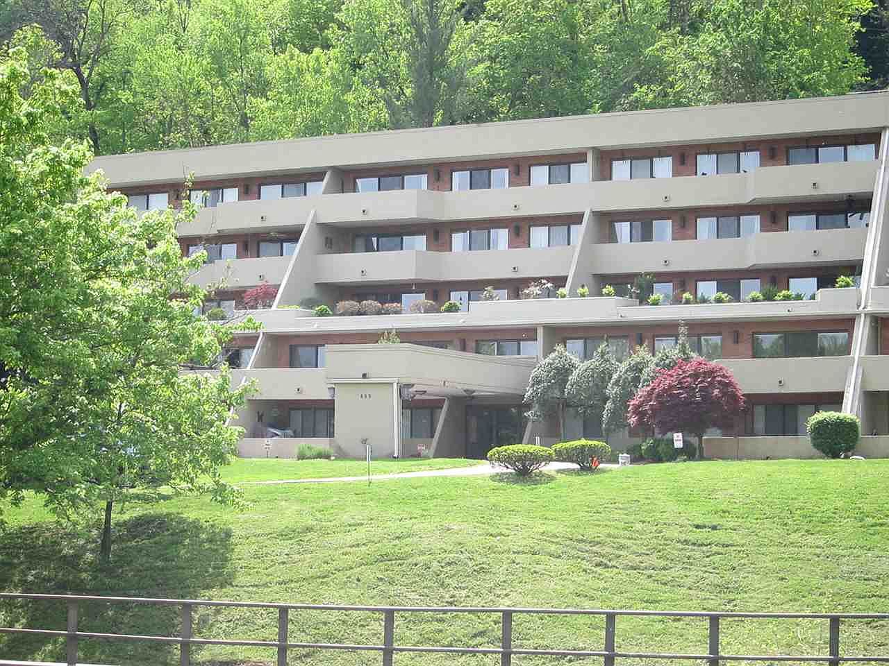 699 Whitaker Blvd W APT 202, Huntington, WV 25701 Zillow