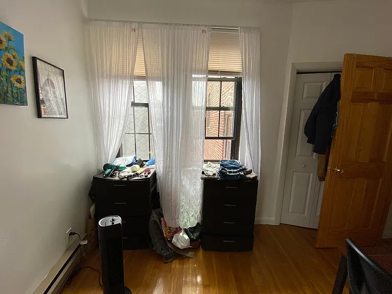 9 Charter St #4F — Photo 12