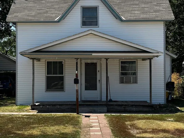 305 N Jefferson St, Plainville, KS 67663