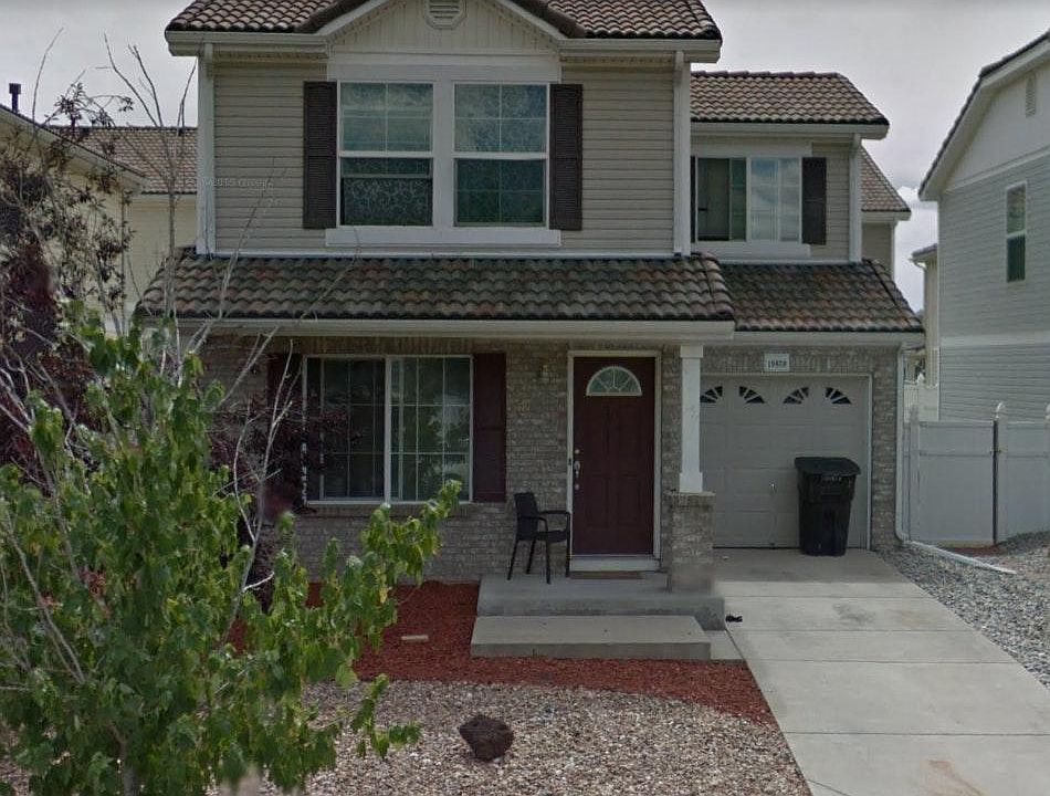 1st image of 19858 E 47th Dr