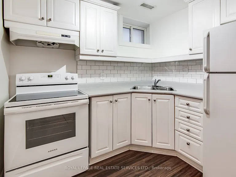 116 Gillard Ave #L — Photo 7
