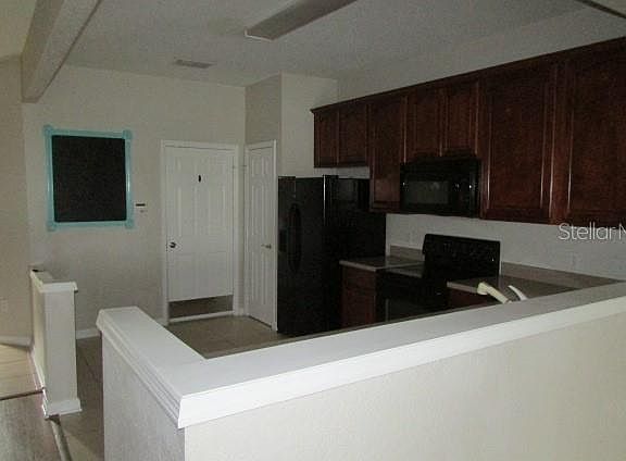 3rd image of 2271 Stockton Dr