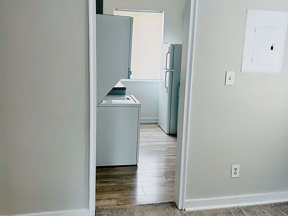 2nd image of 863 S Greenbrier St APT 36