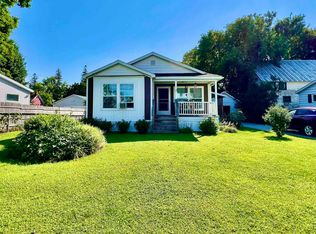 7 Greenwich St, Swanton, VT 05488